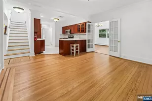 8 Laurel Ave, Tenafly, NJ 07670 - Photo 9