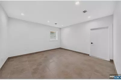 85-87B Echo, Elmwood Park, NJ 07407 - Photo 29