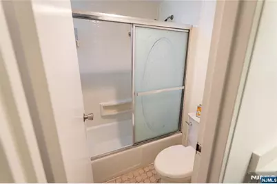 365 River Road E #E, Nutley, NJ 07110 - Photo 21