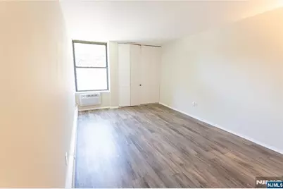 365 River Road E #E, Nutley, NJ 07110 - Photo 17