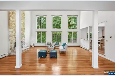 11 Carrington Court, Woodcliff Lake, NJ 07677 - Photo 13