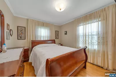 24 Cambridge Road, Tenafly, NJ 07670 - Photo 17