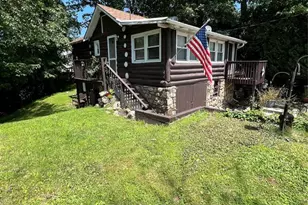 20 Wildwood St, West Milford, NJ 07480 - Photo 3