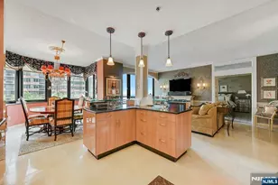 100 Carlyle Dr 6B - S, Cliffside Park, NJ 07010 - Photo 11