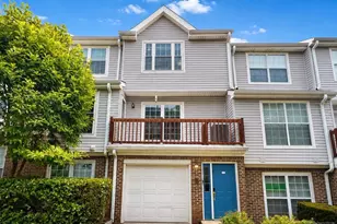 555 Ridge Ln, Fort Lee, NJ 07024 - Photo 1