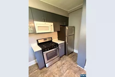 10 Kinderkamack Road 1 #1, Woodcliff Lake, NJ 07677 - Photo 3