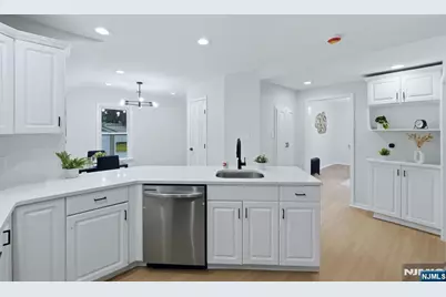 37 Colfax Avenue, Roselle Park, NJ 07204 - Photo 9