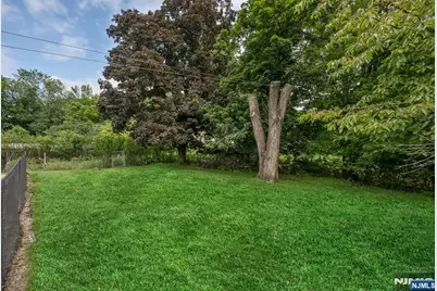 48 Andover Drive, Wayne, NJ 07470 - Photo 43