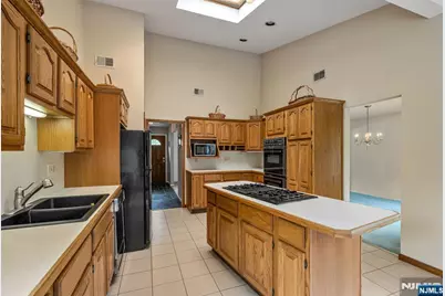 48 Andover Drive, Wayne, NJ 07470 - Photo 17