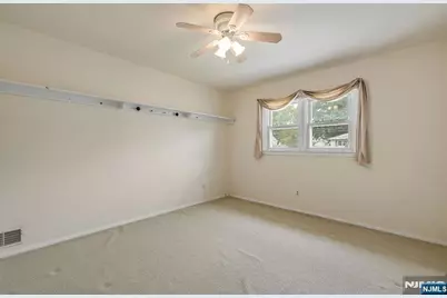 48 Andover Drive, Wayne, NJ 07470 - Photo 29