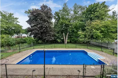 48 Andover Drive, Wayne, NJ 07470 - Photo 9