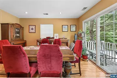 2053 Charles Court, Mahwah, NJ 07430 - Photo 17