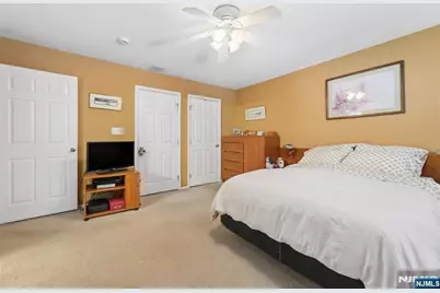 2053 Charles Court, Mahwah, NJ 07430 - Photo 27