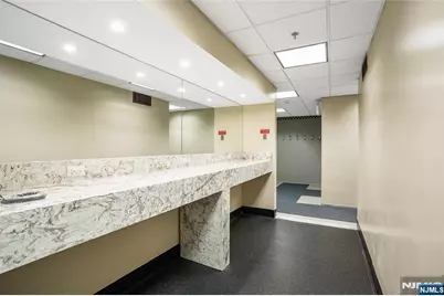 1530 Palisade 8K #8K, Fort Lee, NJ 07024 - Photo 13