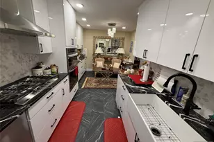 25-3 Tamaron Dr, Waldwick, NJ 07463 - Photo 5
