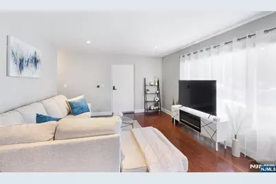 2 Grand 3 #3, Hawthorne, NJ 07506 - Photo 7
