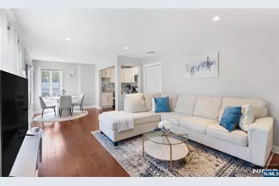 2 Grand 3 #3, Hawthorne, NJ 07506 - Photo 5