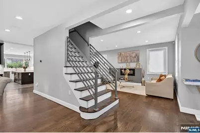 577 Grenville Avenue, Teaneck Township, NJ 07666 - Photo 17