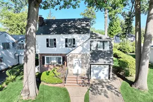 1116 Trafalgar St, Teaneck Township, NJ 07666 - Photo 1