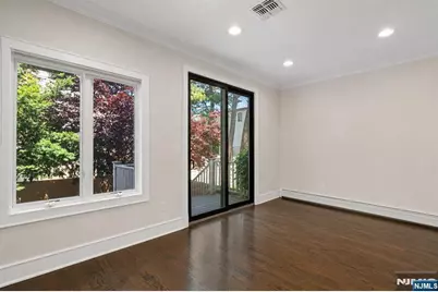 1627 John Street A #A, Fort Lee, NJ 07024 - Photo 9