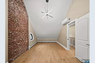 210 Spring Valley Avenue, Hackensack, NJ 07601 - Photo 33
