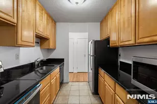7855 Blvd East 27H, North Bergen, NJ 07047 - Photo 5