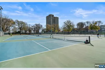 7855 Boulevard East 27H #27H, North Bergen, NJ 07047 - Photo 21