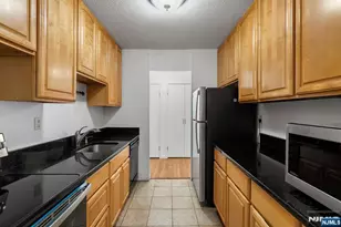 7855 Blvd East 27H, North Bergen, NJ 07047 - Photo 5