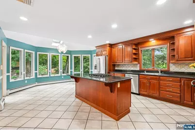 922 Hilltop Terrace, Franklin Lakes, NJ 07417 - Photo 23