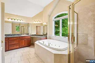 922 Hilltop Terrace, Franklin Lakes, NJ 07417 - Photo 25