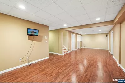 922 Hilltop Terrace, Franklin Lakes, NJ 07417 - Photo 37