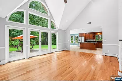 922 Hilltop Terrace, Franklin Lakes, NJ 07417 - Photo 7