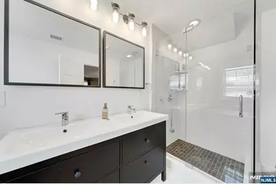 163 Woodward Avenue, Rutherford, NJ 07070 - Photo 29