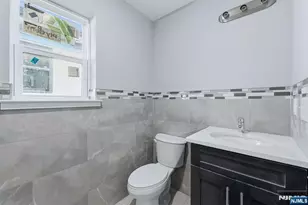 339 Court St, Elizabeth, NJ 07206 - Photo 15