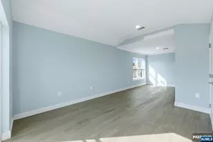 339 Court St, Elizabeth, NJ 07206 - Photo 7