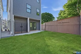 339 Court St, Elizabeth, NJ 07206 - Photo 31