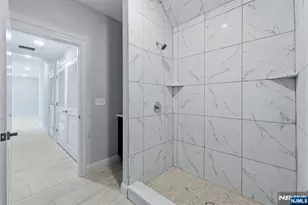 339 Court St, Elizabeth, NJ 07206 - Photo 21