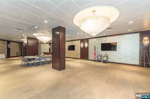 2 Claridge Dr 8Hw, Verona, NJ 07044 - Photo 33