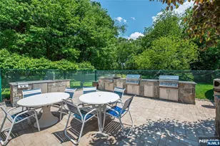 2 Claridge Dr 8Hw, Verona, NJ 07044 - Photo 29