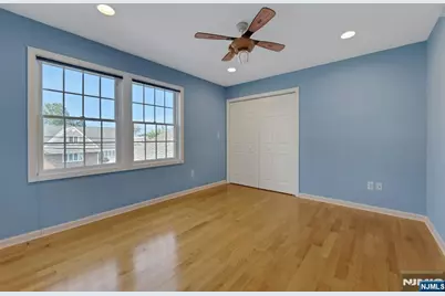 375 Sanford Avenue, Lyndhurst Township, NJ 07071 - Photo 23