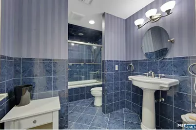 375 Sanford Avenue, Lyndhurst Township, NJ 07071 - Photo 25