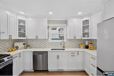 61 Bart Place, Clifton, NJ 07013 - Photo 11