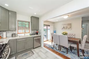 54 Hasbrouck Ave, Hasbrouck Heights, NJ 07604 - Photo 5