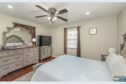 54 Hasbrouck Avenue, Hasbrouck Heights, NJ 07604 - Photo 17