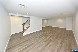 39-37 Sycamore Dr, Fair Lawn, NJ 07410 - Photo 21