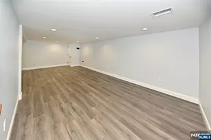 39-37 Sycamore Dr, Fair Lawn, NJ 07410 - Photo 19