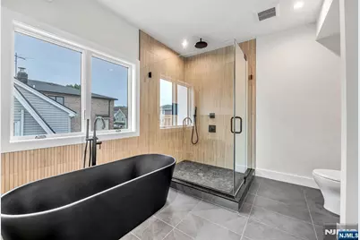 55 Washington Avenue, Cliffside Park, NJ 07010 - Photo 27