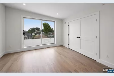 55 Washington Avenue, Cliffside Park, NJ 07010 - Photo 35