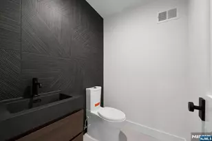 55 Washington Ave, Cliffside Park, NJ 07010 - Photo 37