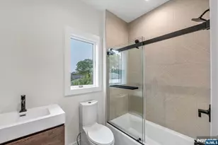 55 Washington Ave, Cliffside Park, NJ 07010 - Photo 33